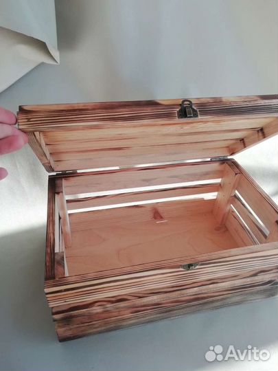 Ящик из натурального дерева