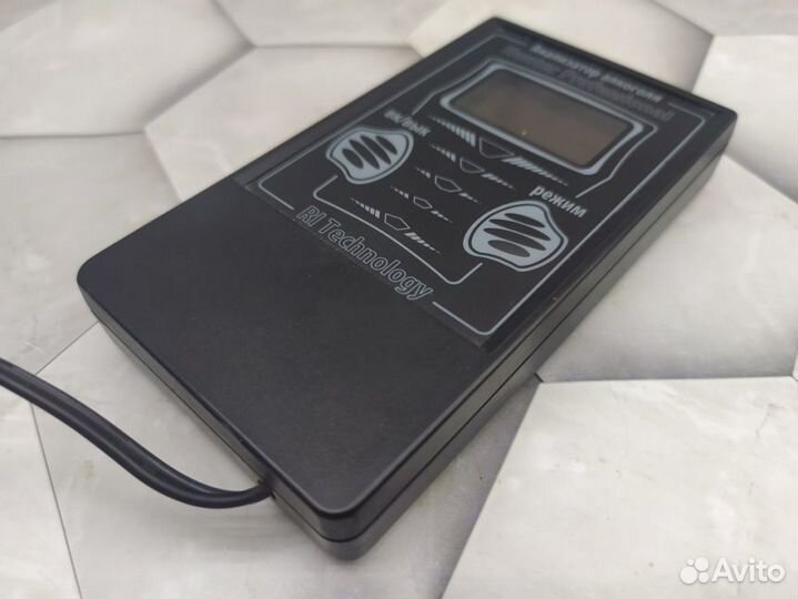 Профессиональный цифровой алкотестер AlcoHunter Pr