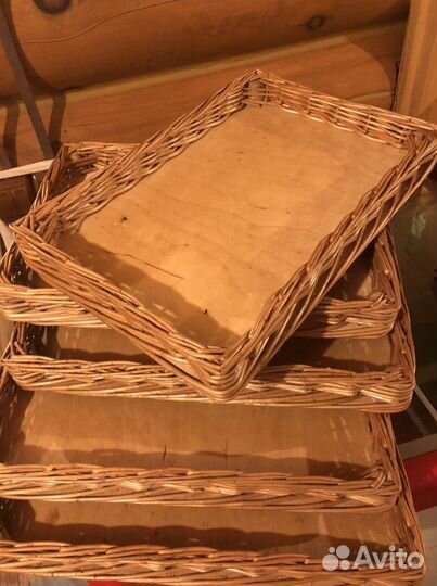 Лоток витринный из натуральной лозы