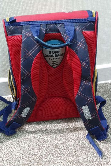 Школьный рюкзак