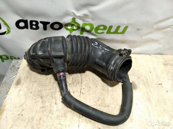 Патрубок воздушного фильтра Kia Cerato 2004-2008