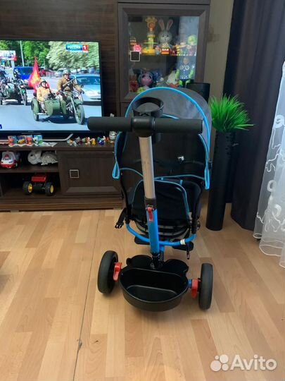 Детский велосипед с родительской ручкой трёхколёс