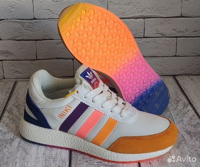 Кроссовки летние для девочек adidas iniki