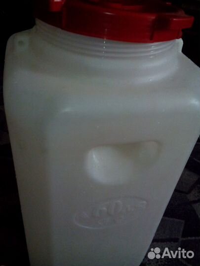 Продается пищевая пластиковая бочка