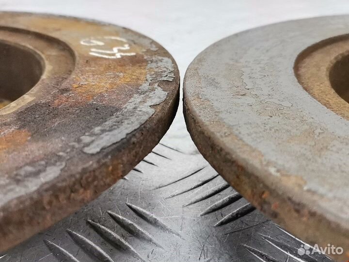 Диск тормозной задний для Volvo S40 V40 1 30872940