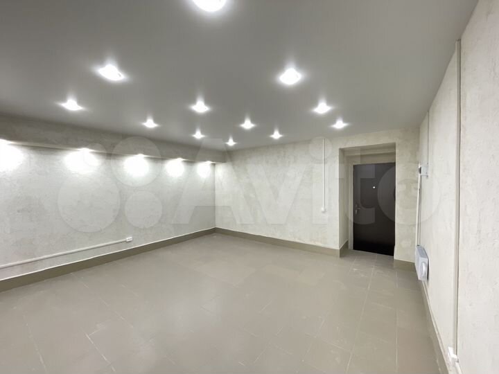 Помещение, 22,6 м2, новый ремонт, первая линия