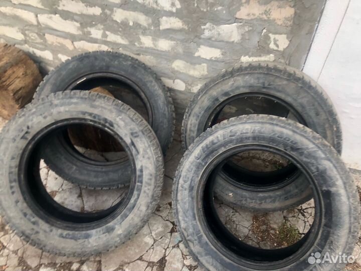 Bridgestone Ice Cruiser 7000 195/65 R15