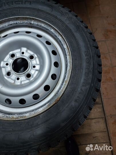 Roadstone Winguard Ice 185/65 R15