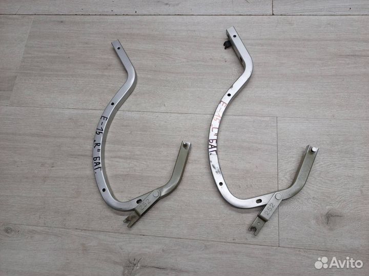 Петля багажника Toyota Corolla E15