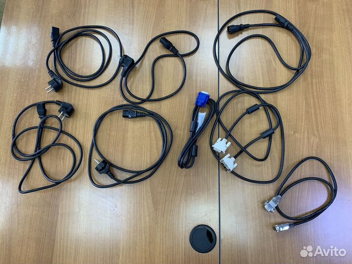 Сетевой шнур, кабель для интернета, шлейф IDE