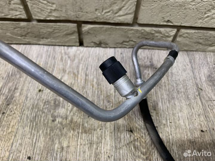 VW Polo Sedan Трубка кондиционера 1.6л cfna