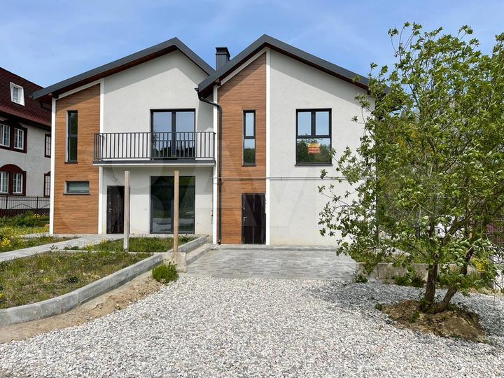 Таунхаус 80 м² на участке 1,5 сот.