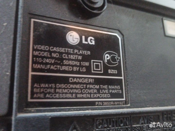 Видеомагнитофон LG CL182TW