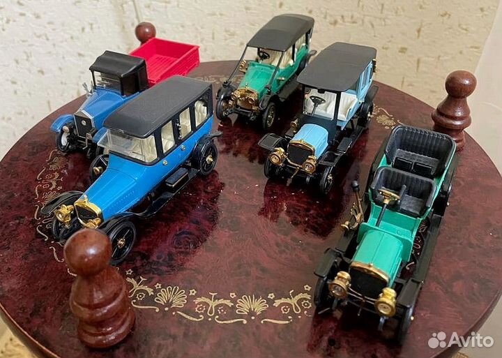Машинки коллекционные СССР 1:43