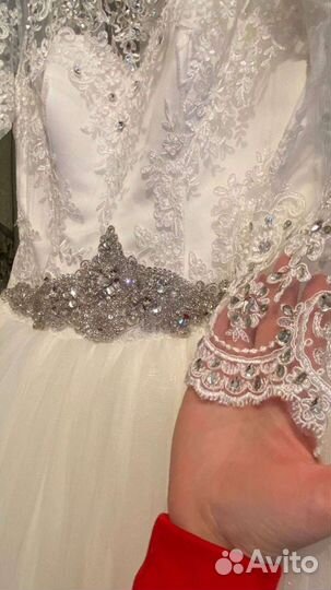 Свадебное платье 38-42р
