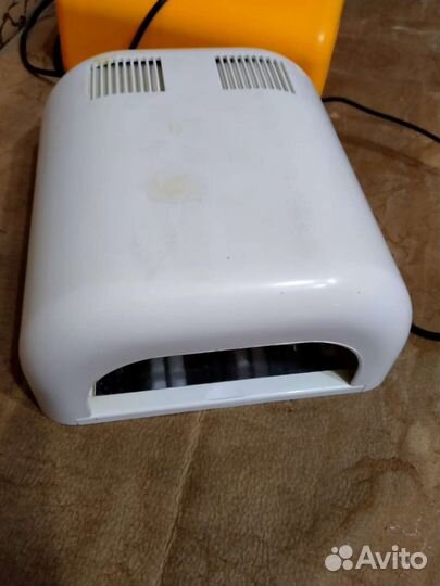 Лампа для маникюра уф