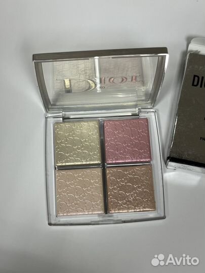 Dior хайлайтер 004