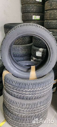 Nexen Roadian AT 4X4 RA7 265/50 R20 111T