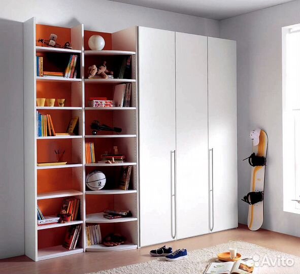 Угловой Шкаф