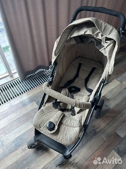 Britax romer b agile бежевого цвета