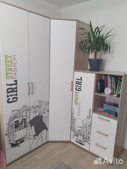 Мебель в детскую для девочки