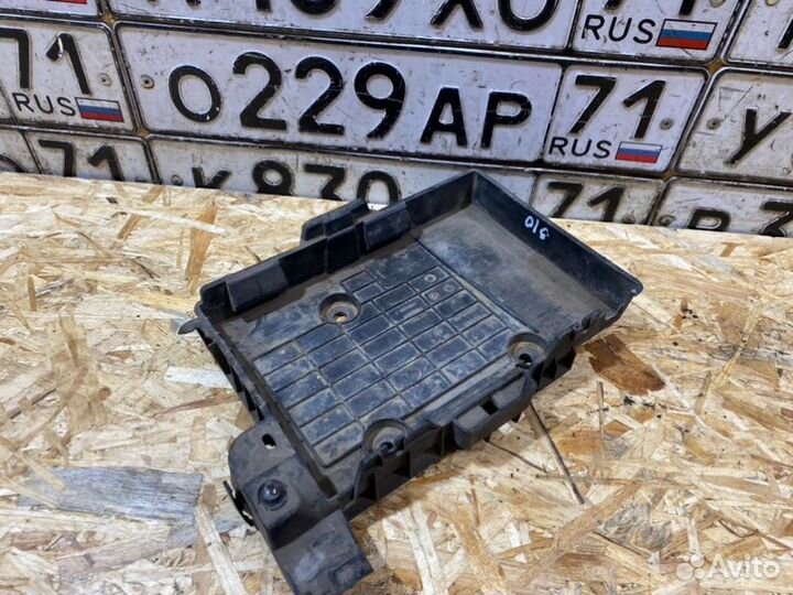 Площадка акб Renault Megane седан K4M 1.6 2005