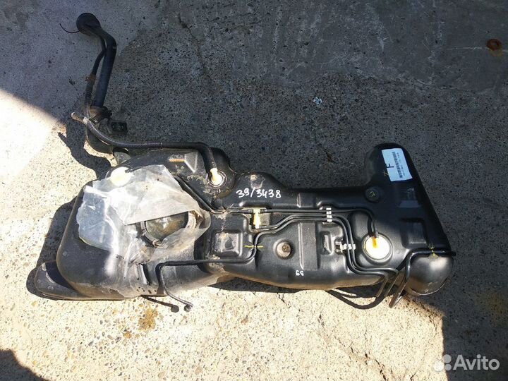 Бензобак Ниссан Ноут