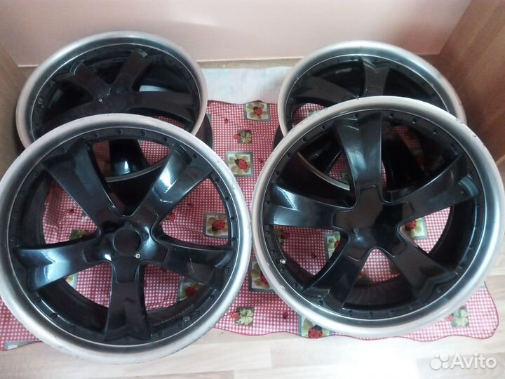 Audi Литые диски r20 275/45
