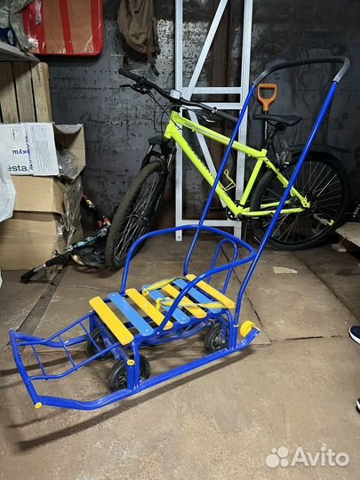 Детские санки на колесах