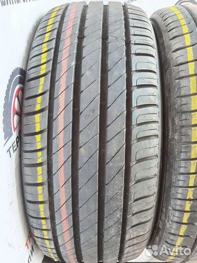 Kleber Dynaxer HP4 215/55 R17 98V