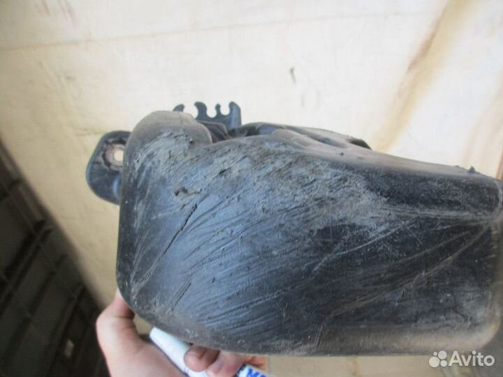 Бачок омывателя Opel Astra H / Family 2004-2015