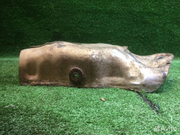 Экран тепловой передний Mitsubishi Lancer 10 4B11