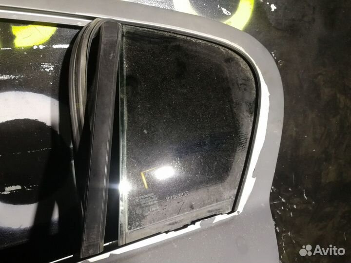 Форточка двери задней левой Opel Astra H