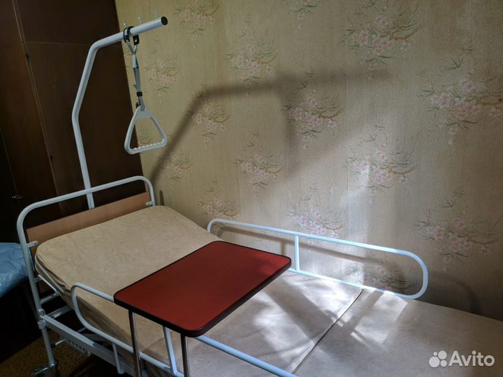 Кровать для лежачих больных