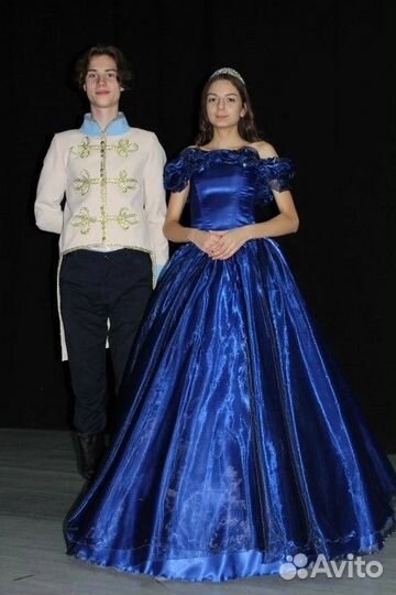 Синее платье в пол