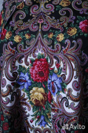 Платок в русском стиле