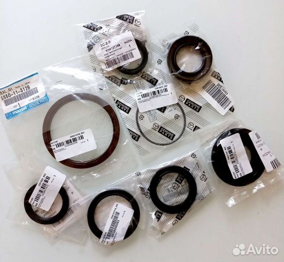 Продам ремкомплект на Мазду сх-5