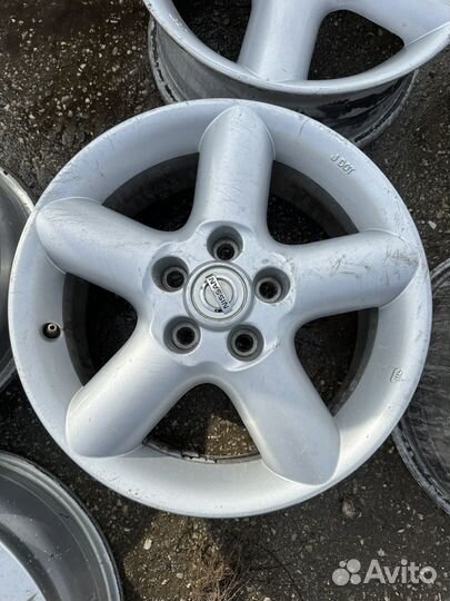 Nissan X-trail диски R16 комплект