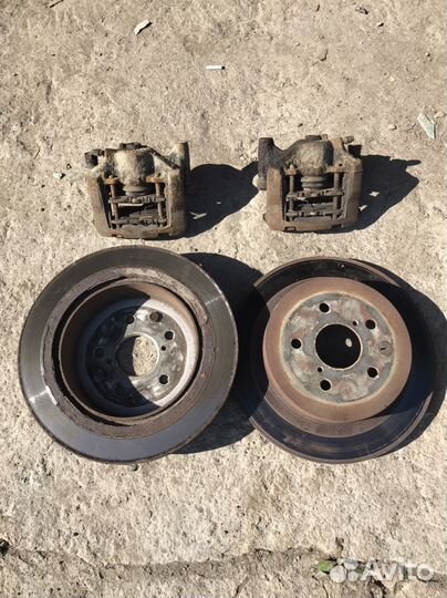 Задние тормоза Lexus GS300,350,430,450H