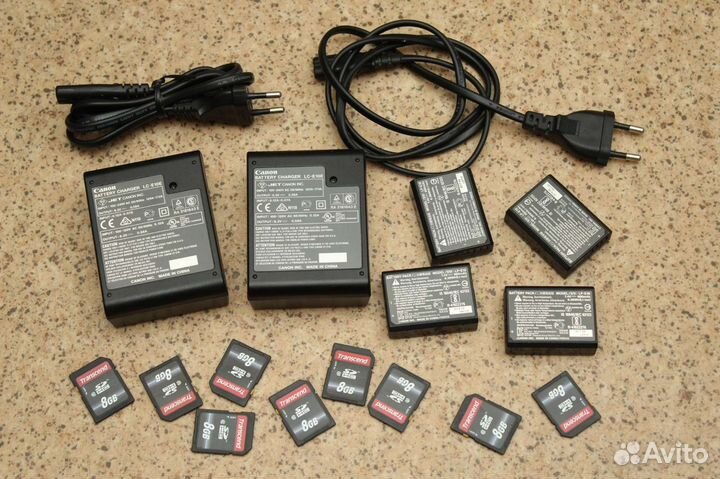 Аккумуляторы Canon LP-E10 и флешки 8Gb