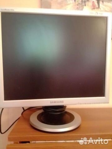 Монитор Samsung