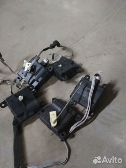 Переключатель заслонок печки Ниссан Мурано z51