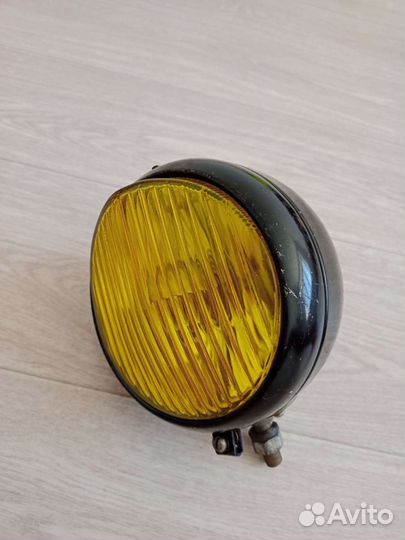 Фара противотуманная жёлтая СССР