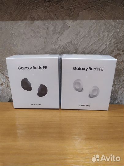 Беспроводные наушники samsung galaxy buds FE