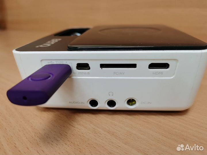 Мини LED проектор