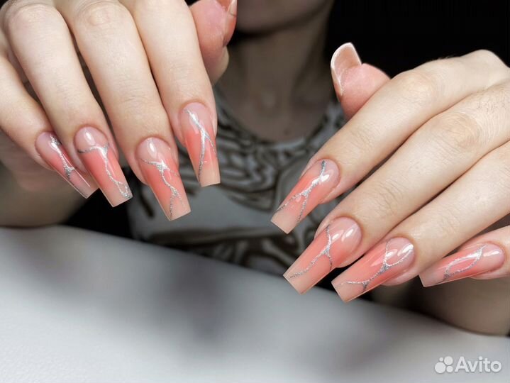 Услуги маникюра