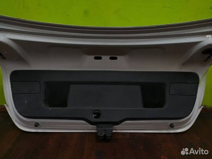 Крышка багажника VW Jetta 6 2011-2014 5C6827025A