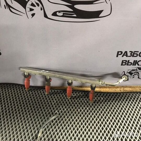 Топливная рампа с форсунками Kia Optima 3 TF G4ND