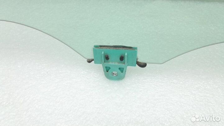 Стекло двери заднее левое Nissan X-Trail T32