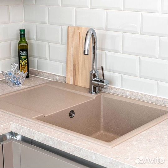 Угловая кухня с мдф фасадами